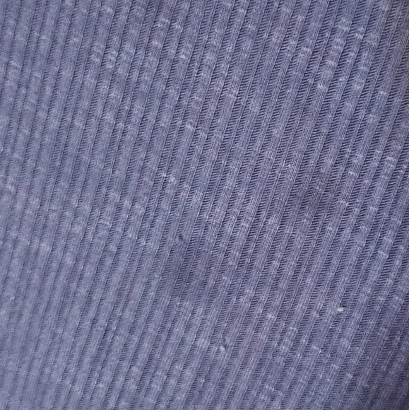 Old Navy Women's Short Sleeve V-Neck Tee - Navy - Picture 2 of 3